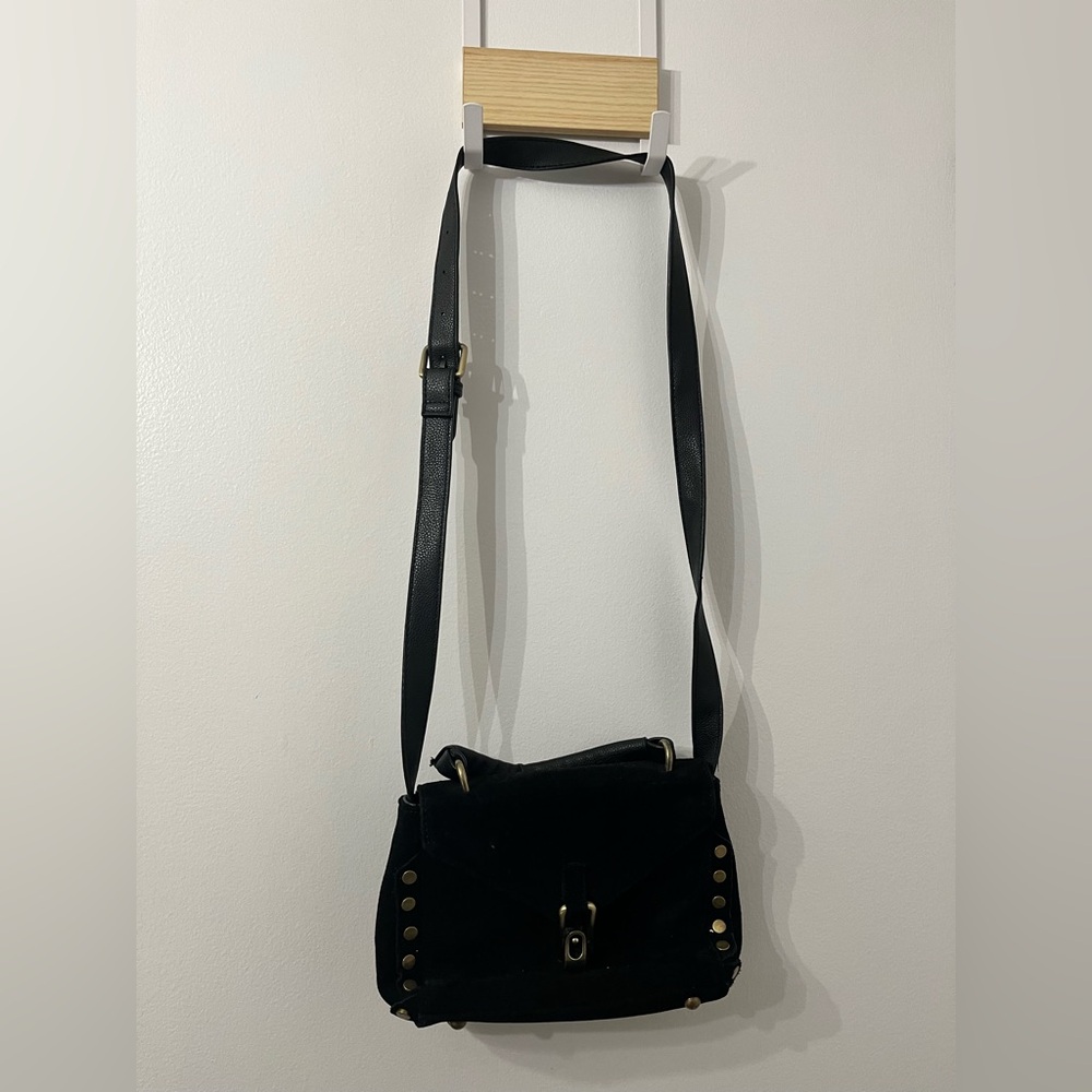 Black Crossbody